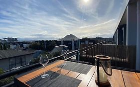 Sunset Apartment, Mount Views, Pool, Gym, Hot Tub